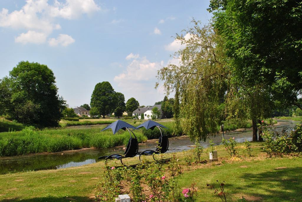 La Roseraie. Gaume-Ardenne-Lacuisine Sur Semois. Florenville Eksteriør billede